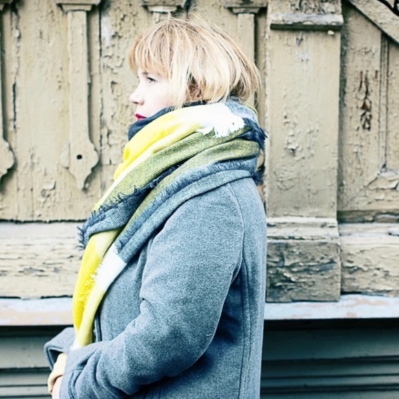 TSH Accessories - "Betty is My Name" (CLOSING CLOSET SALE)